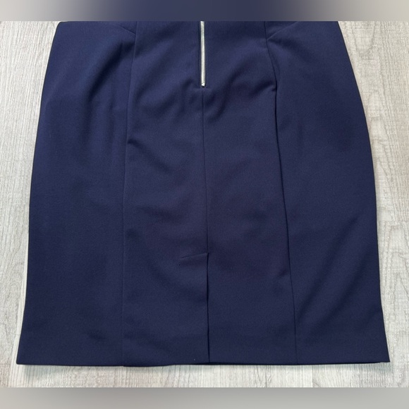 EUC NY&Co. Navy Blue Pleated Neck Sleeveless Dress Size S. Back Silver Full Zip - Picture 7 of 9